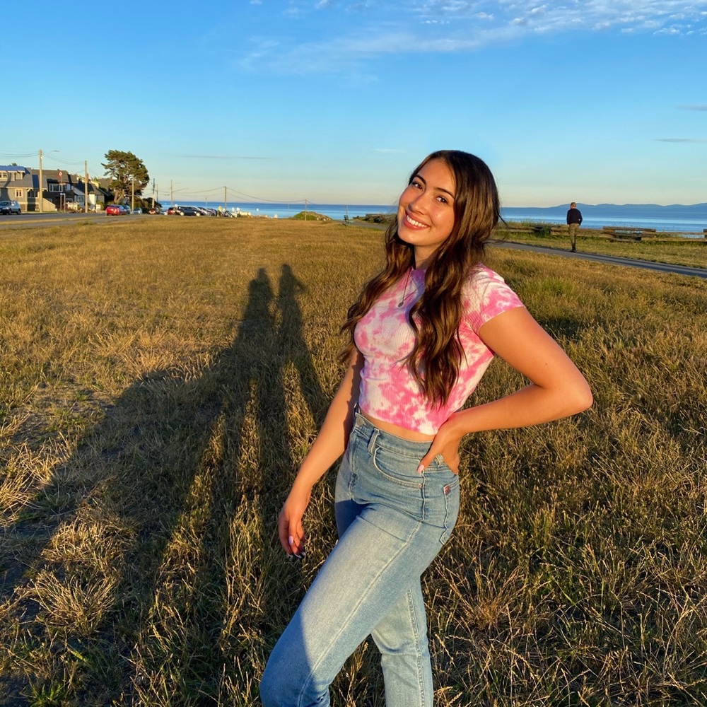 Meet your Posher, Marina